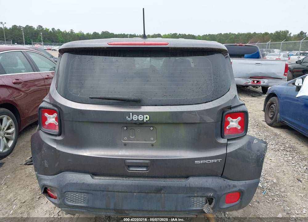 2018 JEEP RENEGADE VIN: ZACCJAAB2JPG70452