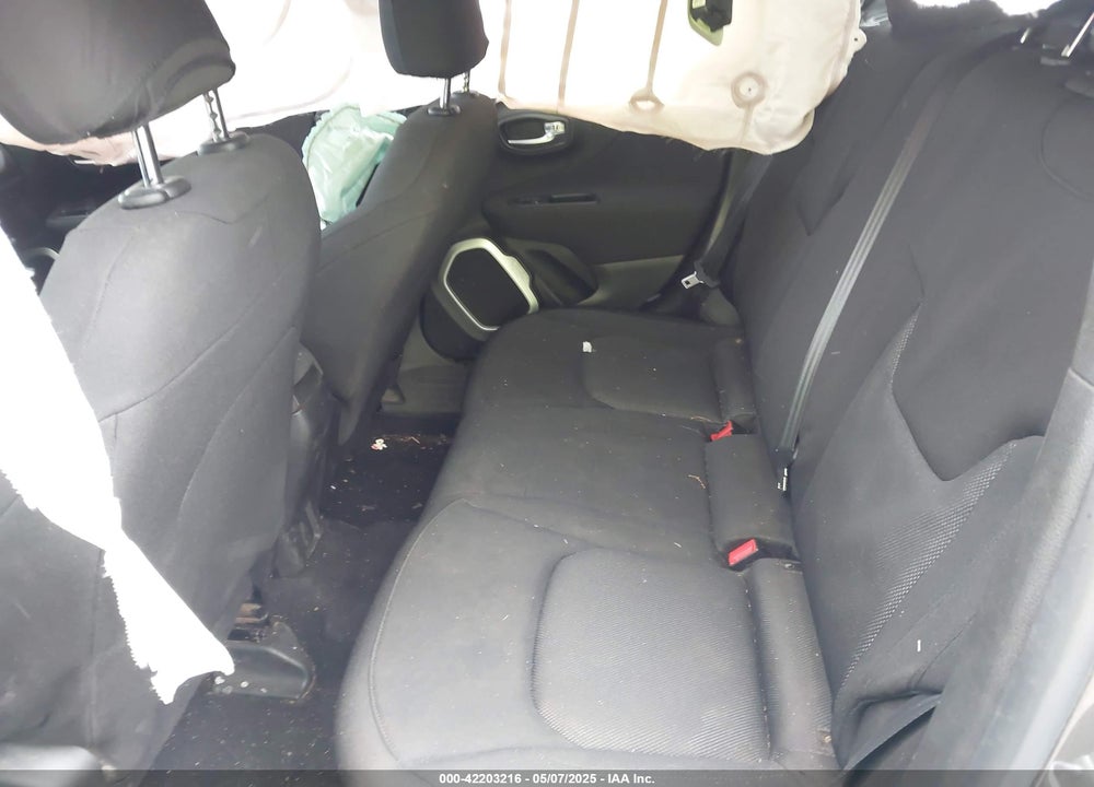 2018 JEEP RENEGADE VIN: ZACCJAAB2JPG70452