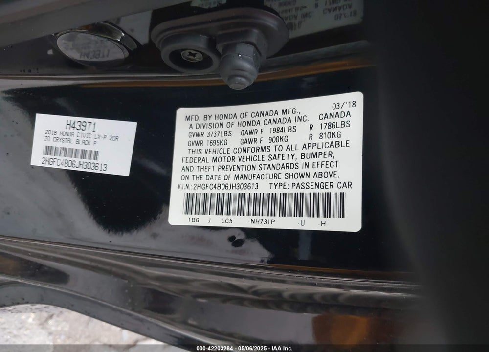 2018 HONDA CIVIC LX-P VIN: 2HGFC4B06JH303613