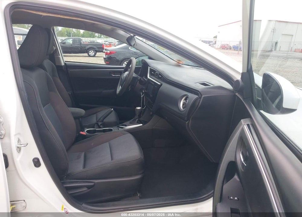 2017 TOYOTA COROLLA VIN: 5YFBURHE1HP724007
