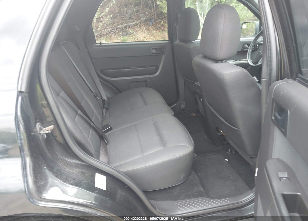 2011 FORD ESCAPE VIN: 1FMCU9D75BKC35302