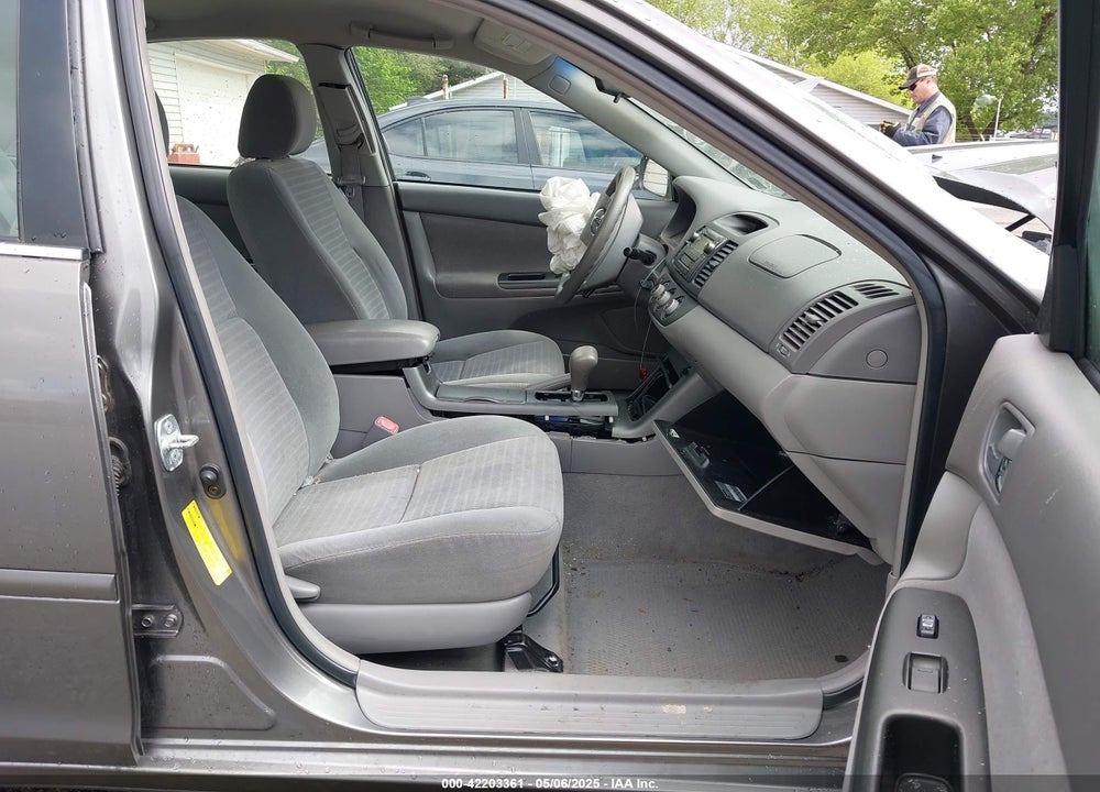 2005 TOYOTA CAMRY LE VIN: 4T1BE30K45U511395