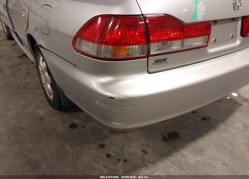 2001 HONDA ACCORD 2.3 EX VIN: JHMCG56671C009665