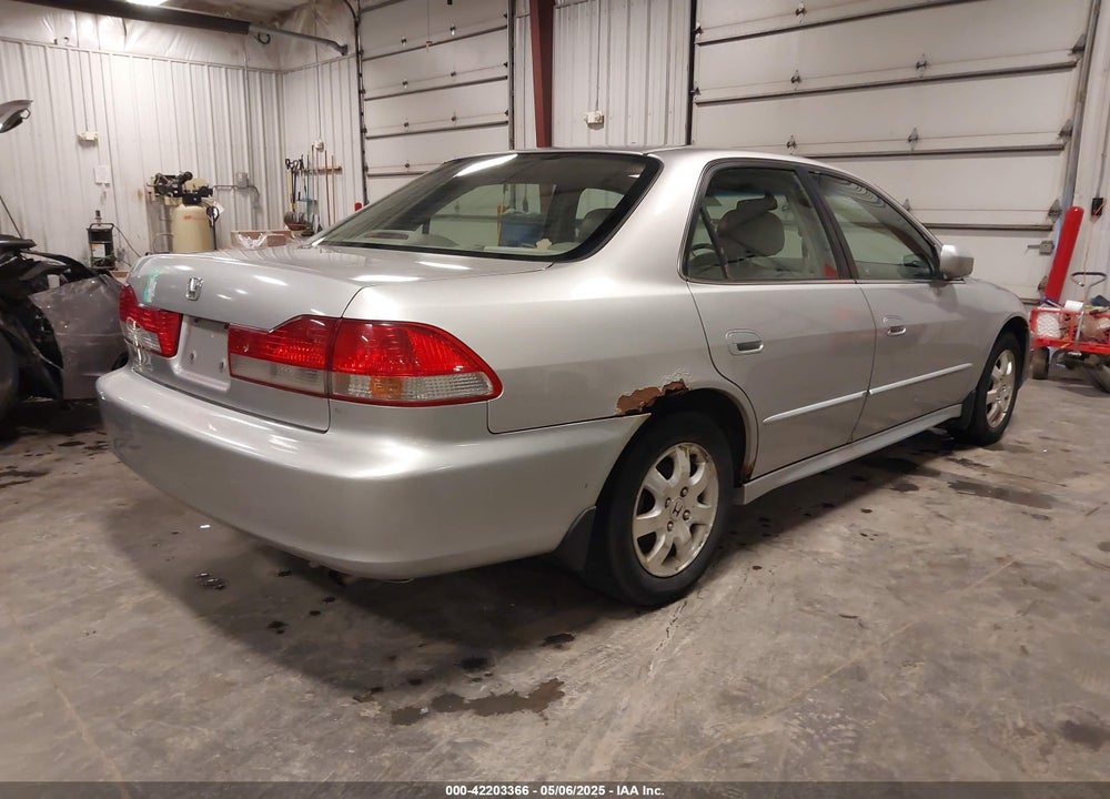 2001 HONDA ACCORD 2.3 EX VIN: JHMCG56671C009665