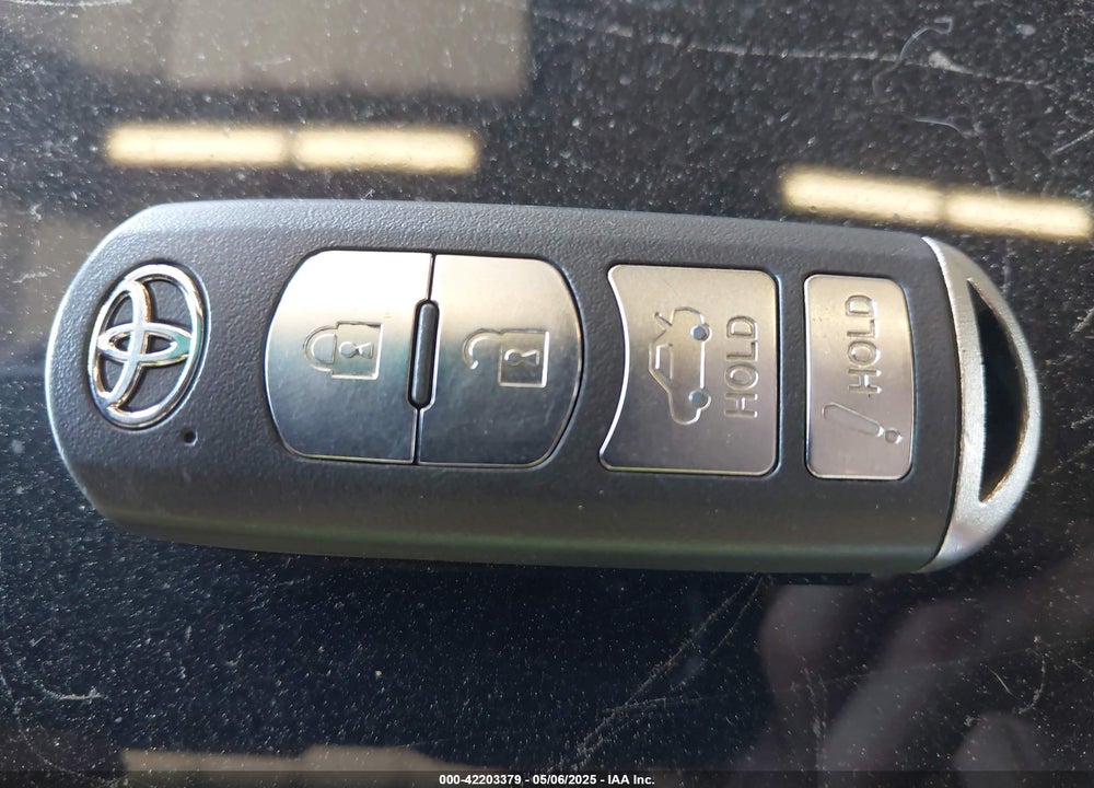2019 TOYOTA YARIS VIN: 3MYDLBYV7KY521585