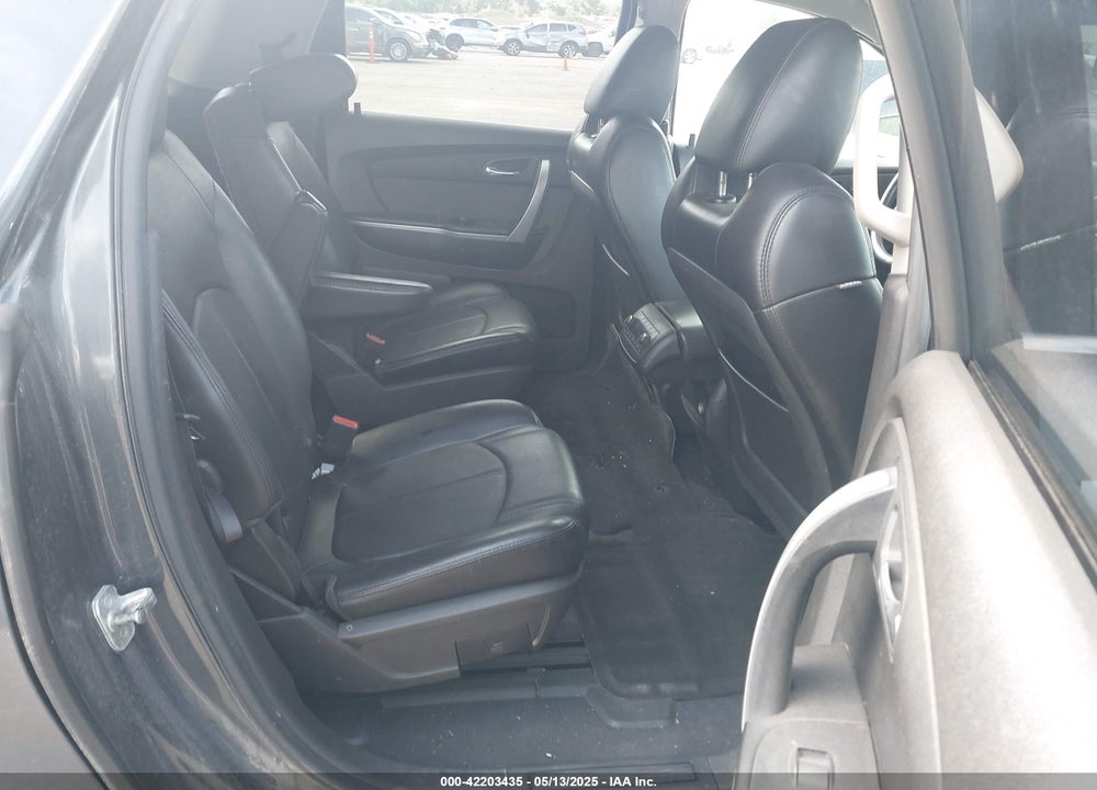 2011 GMC ACADIA VIN: 1GKKVREDXBJ296138