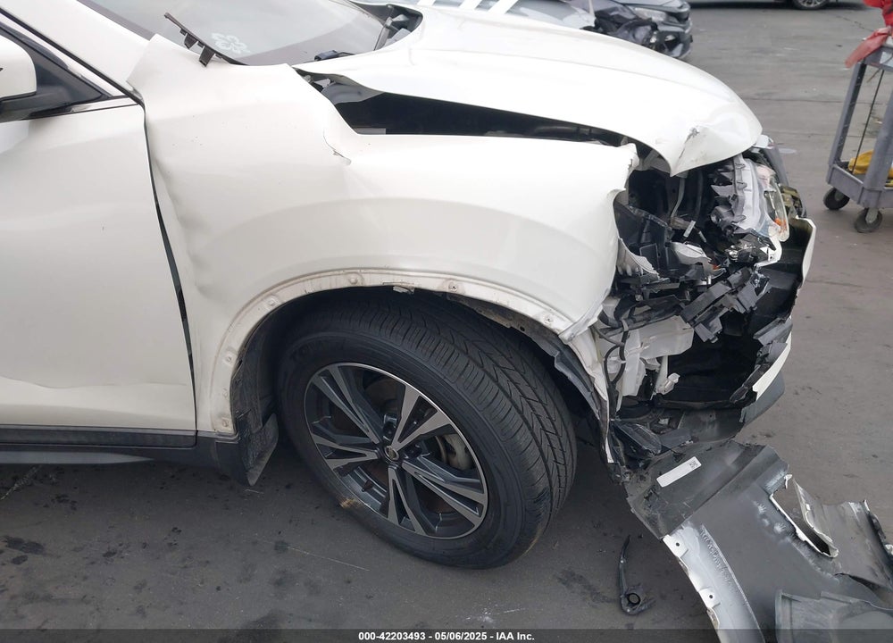 2020 NISSAN ROGUE SV FWD VIN: 5N1AT2MT4LC792857