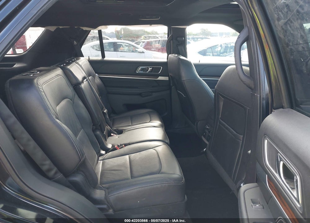 2017 FORD EXPLORER VIN: 1FM5K8FH1HGE25074