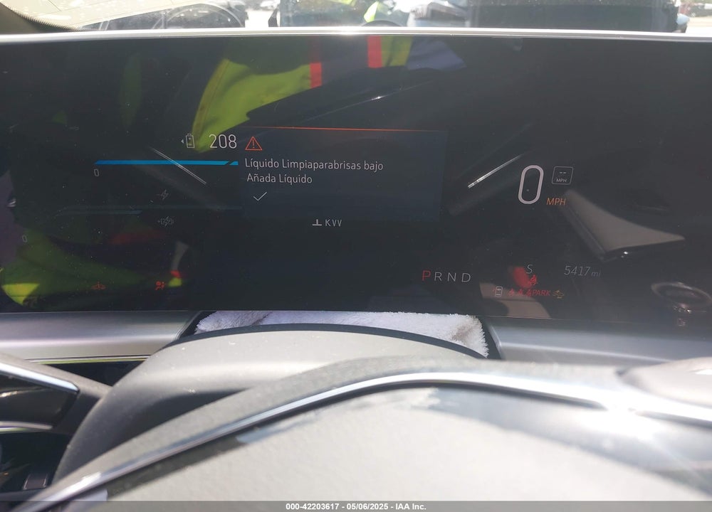 2025 CADILLAC LYRIQ LUXURY W/1SC VIN: 1GYKPNRK2SZ301528