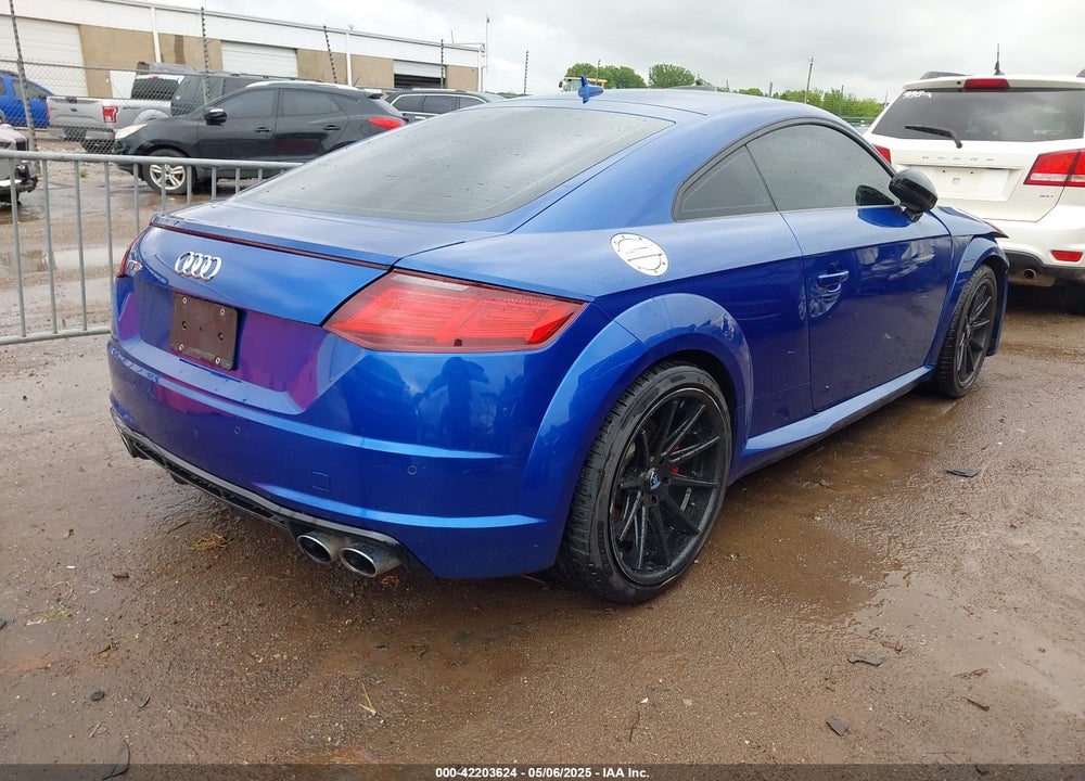 2017 AUDI TTS VIN: TRUC1AFV7H1011317