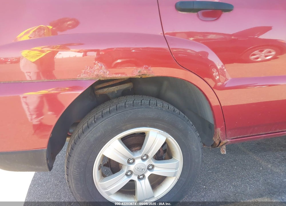 2010 KIA SPORTAGE VIN: KNDKG3A43A7706220