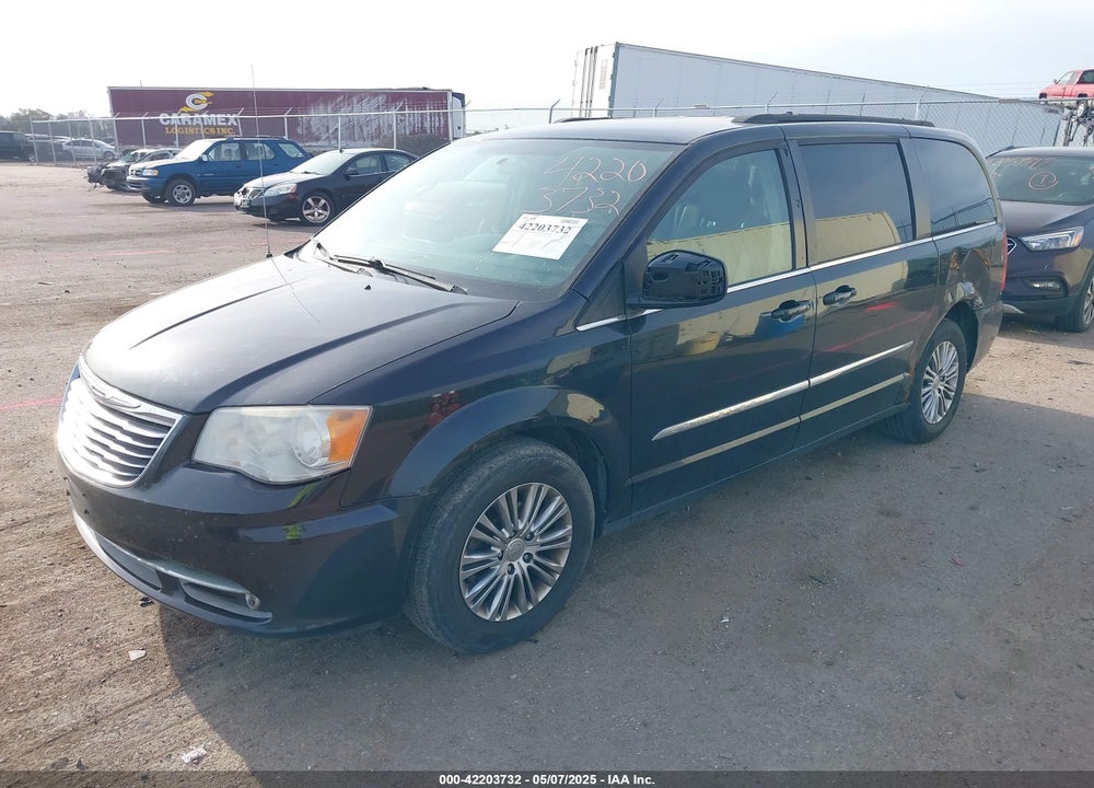 2014 CHRYSLER TOWN & COUNTRY VIN: 2C4RC1CG9ER188169