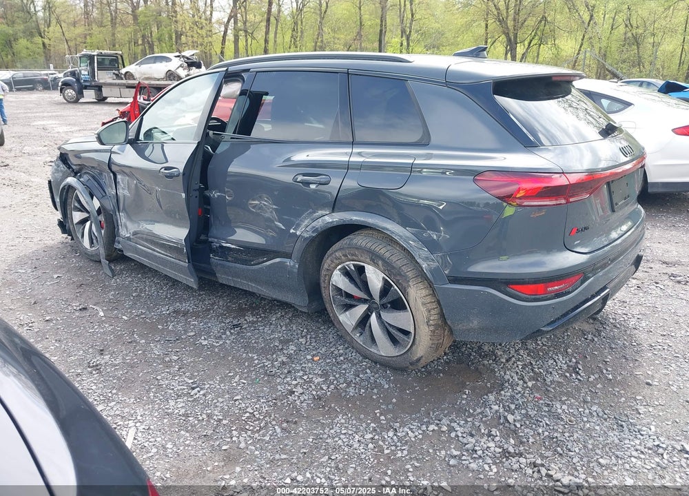 2025 AUDI SQ6 E-TRON PREMIUM PLUS QUATTRO VIN: WA125BGF1SA025478