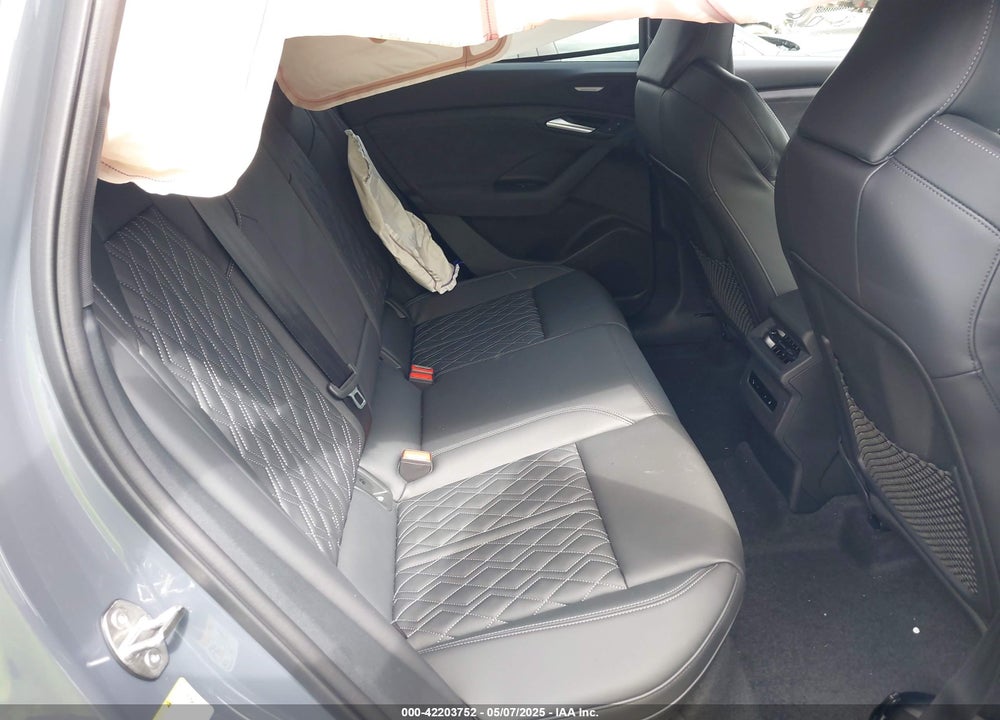 2025 AUDI SQ6 E-TRON PREMIUM PLUS QUATTRO VIN: WA125BGF1SA025478