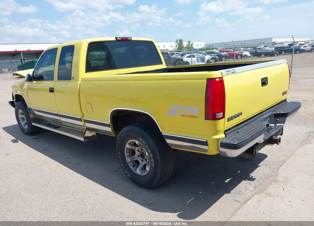 1998 GMC SIERRA 1500 SL WIDESIDE VIN: 2GTEK19RXW1525135