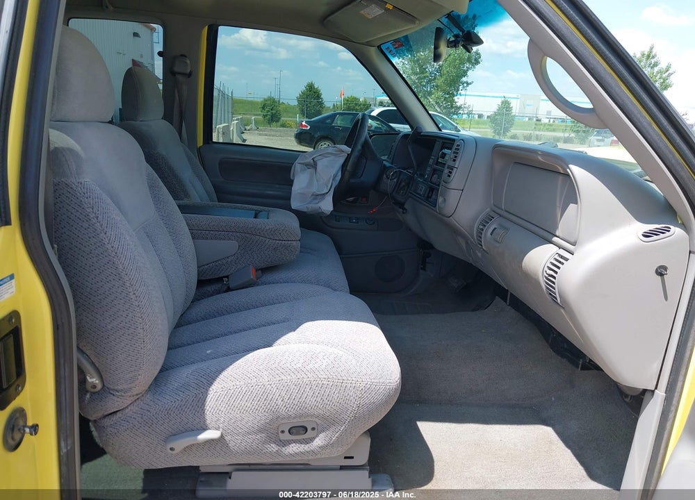 1998 GMC SIERRA 1500 SL WIDESIDE VIN: 2GTEK19RXW1525135