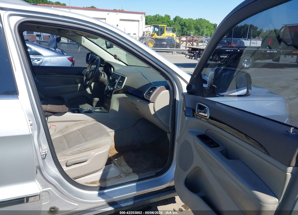 2011 JEEP GRAND CHEROKEE VIN: 1J4RS4GGXBC513523