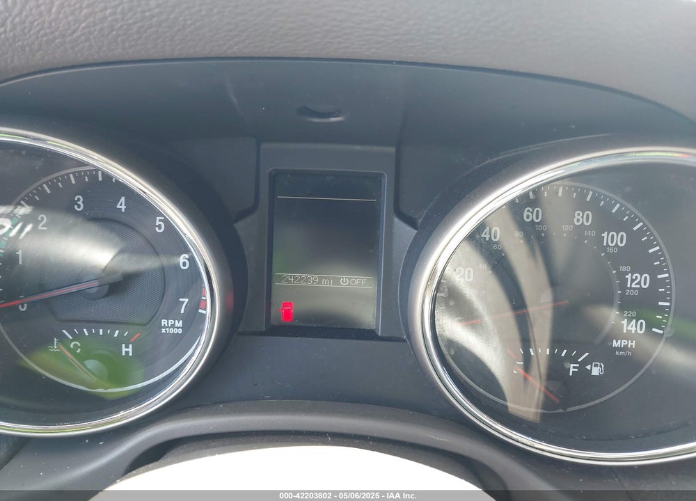 2011 JEEP GRAND CHEROKEE VIN: 1J4RS4GGXBC513523