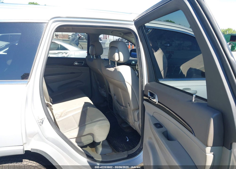 2011 JEEP GRAND CHEROKEE VIN: 1J4RS4GGXBC513523