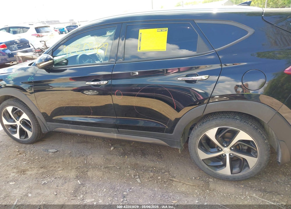 2016 HYUNDAI TUCSON VIN: KM8J33A25GU219046