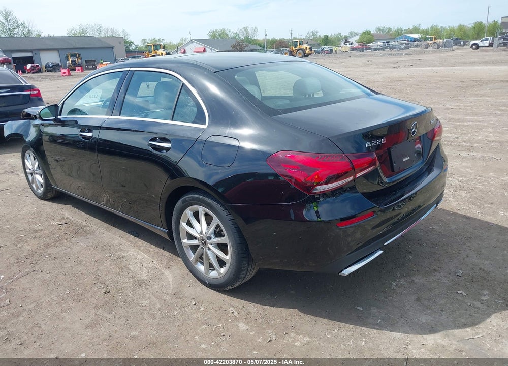 2021 MERCEDES-BENZ A 220 VIN: W1K3G4FB3MJ274131