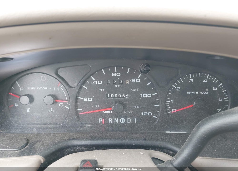 2003 FORD TAURUS SES VIN: 1FAFP55U53G272866