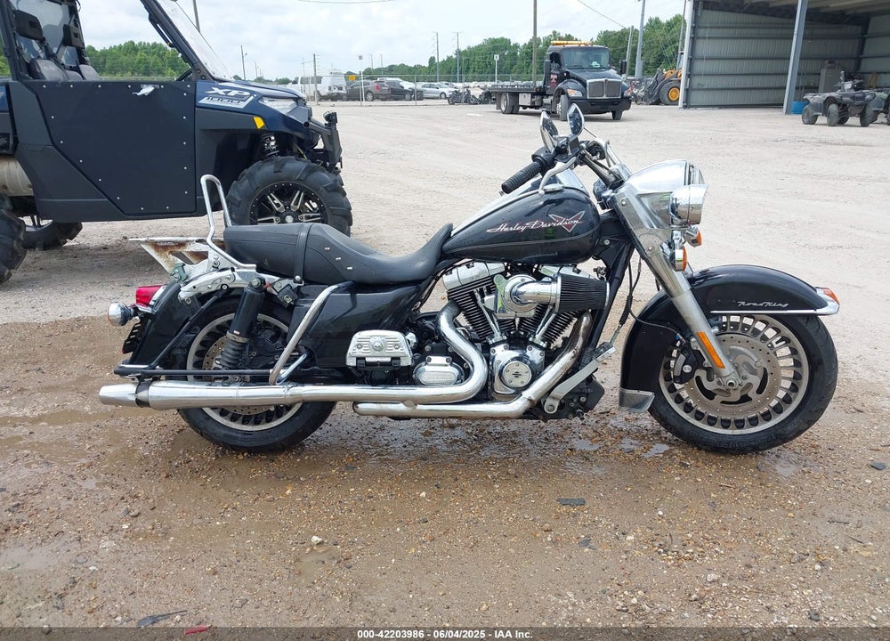 2013 HARLEY-DAVIDSON FLHR VIN: 1HD1FBM17DB689769