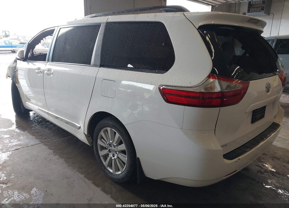 2017 TOYOTA SIENNA LE 7 PASSENGER VIN: 5TDJZ3DC5HS180200