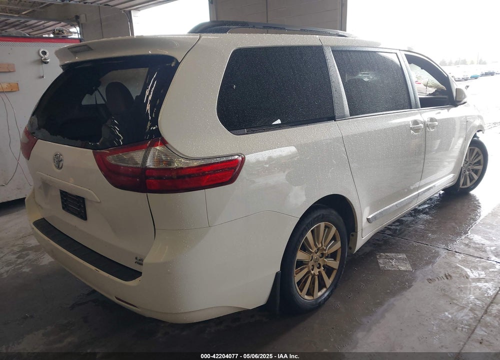2017 TOYOTA SIENNA LE 7 PASSENGER VIN: 5TDJZ3DC5HS180200