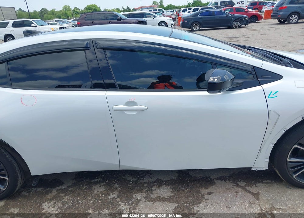 2024 TOYOTA PRIUS XLE VIN: JTDACAAU6R3042736