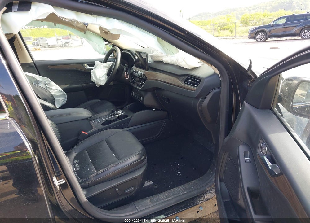 2020 FORD ESCAPE TITANIUM VIN: 1FMCU9J96LUA72557