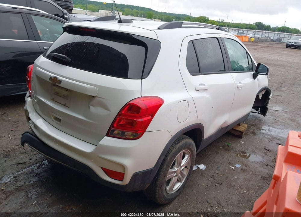 2022 CHEVROLET TRAX FWD LT VIN: KL7CJLSM4NB500909