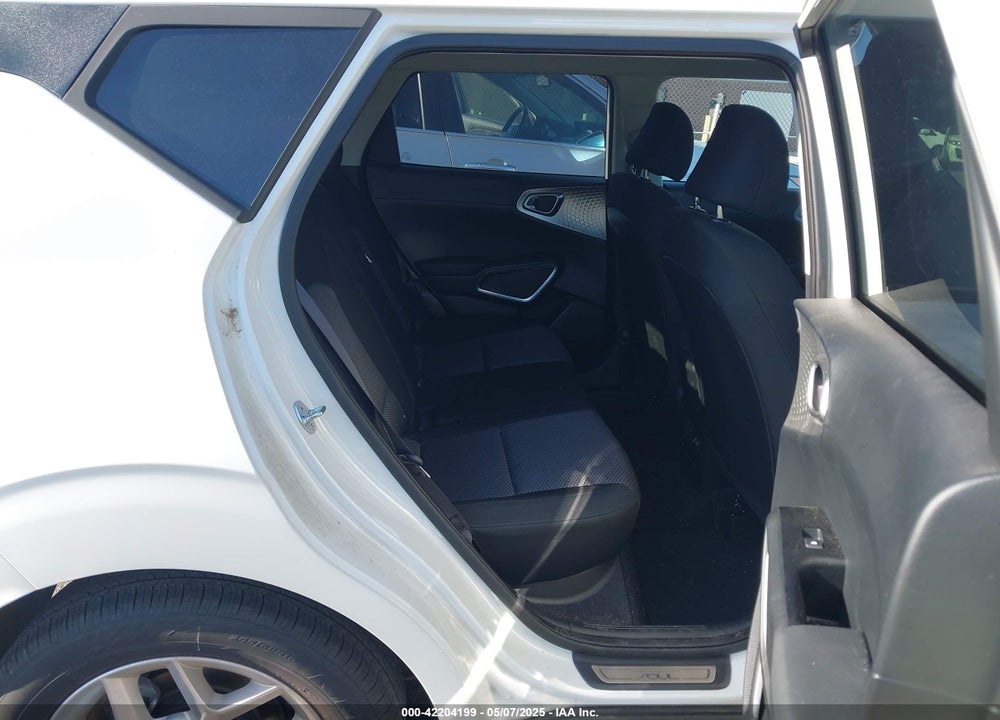 2024 KIA SOUL VIN: KNDJ23AU6R7914131