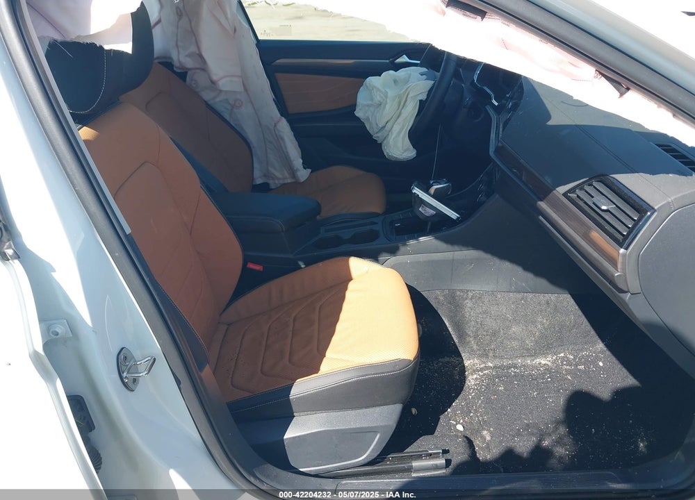 2024 VOLKSWAGEN JETTA VIN: 3VWGM7BU6RM016738