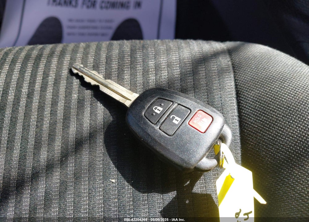 2017 TOYOTA RAV4 LE VIN: 2T3ZFREV2HW345276