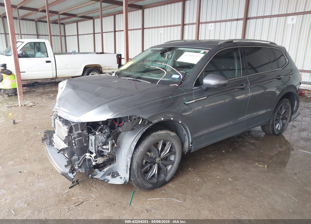 2024 VOLKSWAGEN TIGUAN VIN: 3VV3B7AX2RM001187