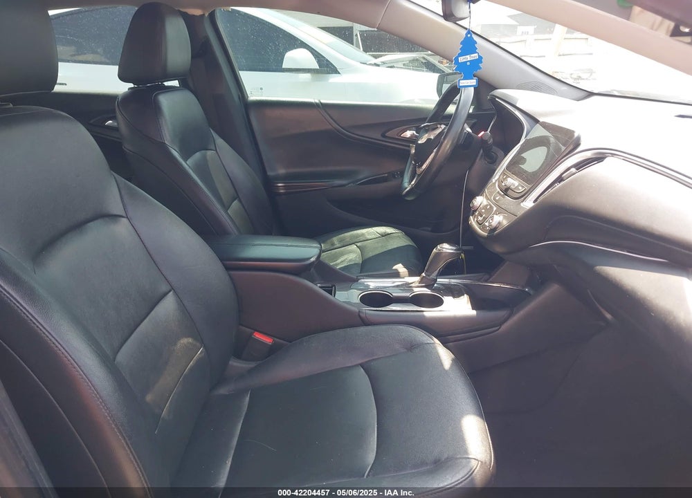 2016 CHEVROLET MALIBU VIN: 1G1ZE5ST3GF245811