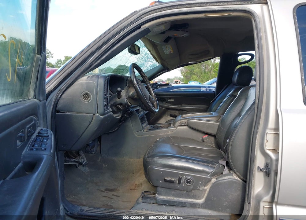 2004 GMC SIERRA 2500HD SLT VIN: 1GTHK23194F136501
