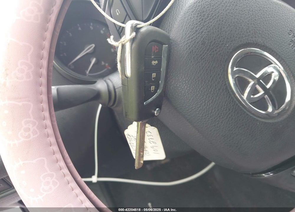 2020 TOYOTA C-HR VIN: JTNKHMBX8L1092732