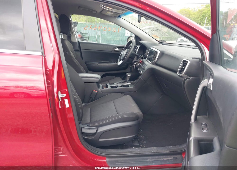 2020 KIA SPORTAGE LX VIN: KNDPMCAC9L7827438