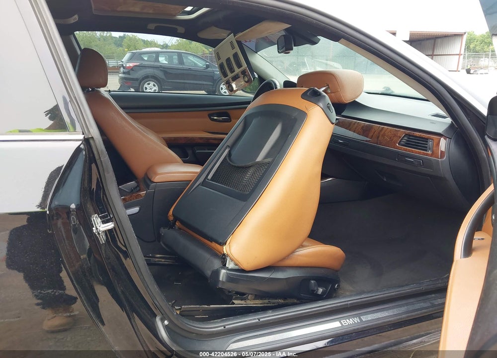 2008 BMW 328I VIN: WBAWV13558P118800