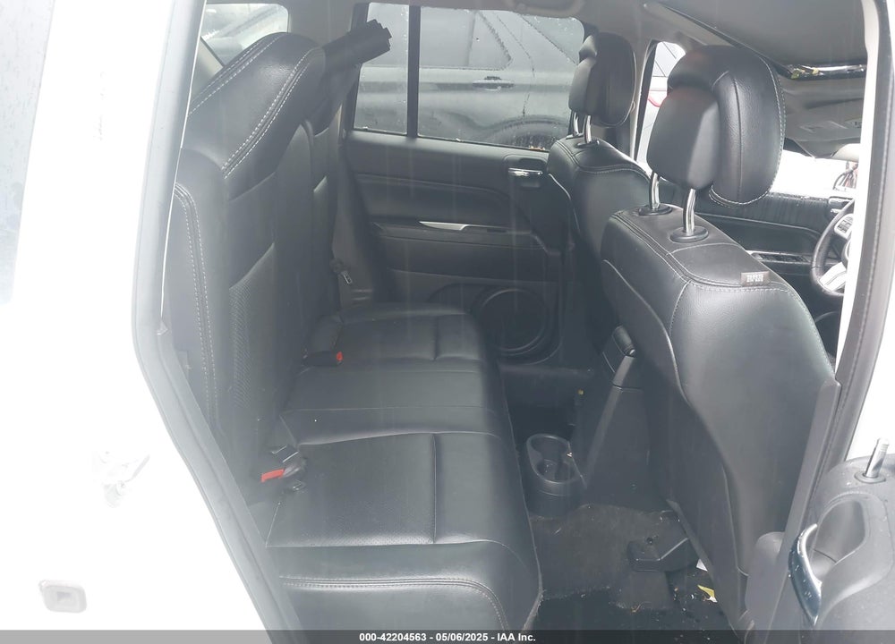 2016 JEEP COMPASS VIN: 1C4NJDEB8GD653926