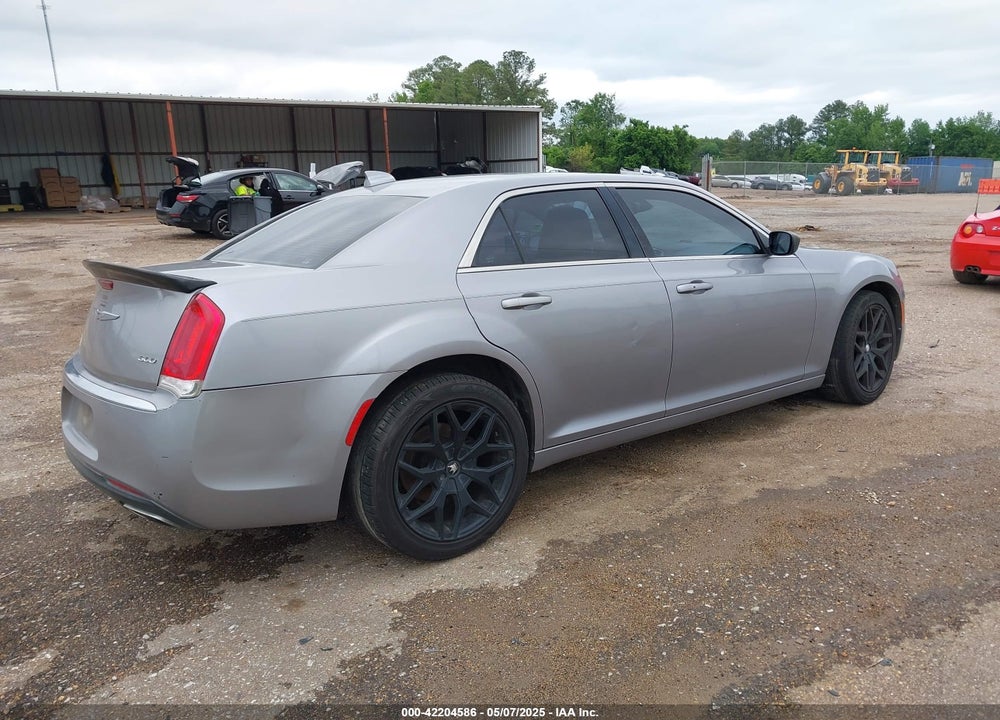 2015 CHRYSLER 300 LIMITED VIN: 2C3CCAAG5FH779779