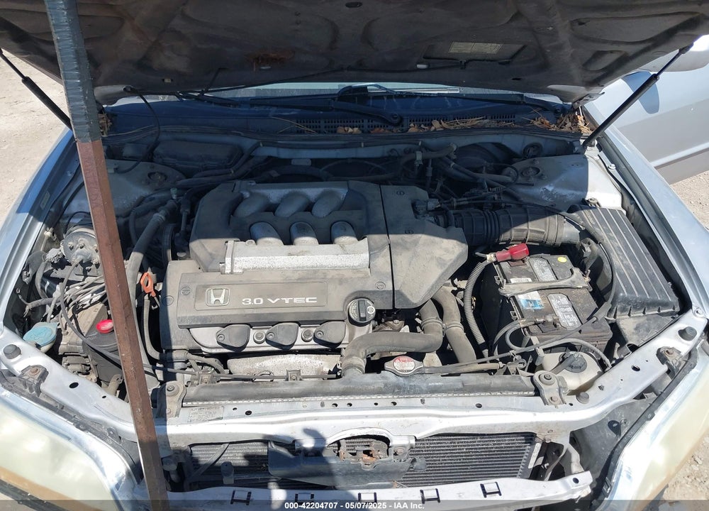 2001 HONDA ACCORD 3.0 EX VIN: 1HGCG16571A040672
