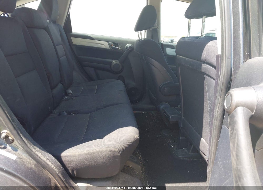 2011 HONDA CR-V LX VIN: 5J6RE4H30BL083519