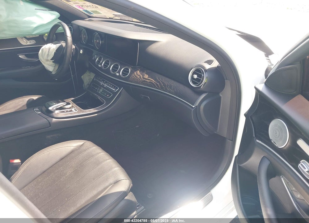 2018 MERCEDES-BENZ E-CLASS VIN: WDDZF4KB0JA370037