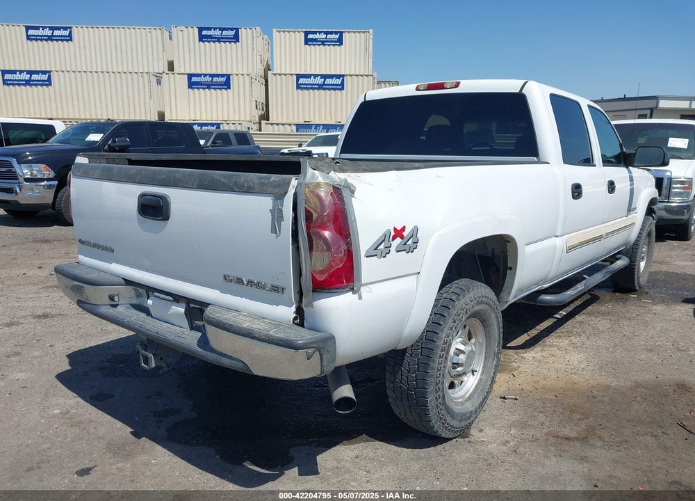 2004 CHEVROLET SILVERADO 2500HD VIN: 1GCHK23UX4F239484