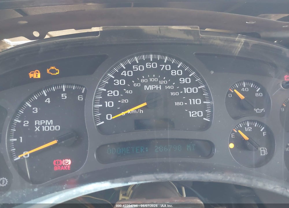 2004 CHEVROLET SILVERADO 2500HD VIN: 1GCHK23UX4F239484