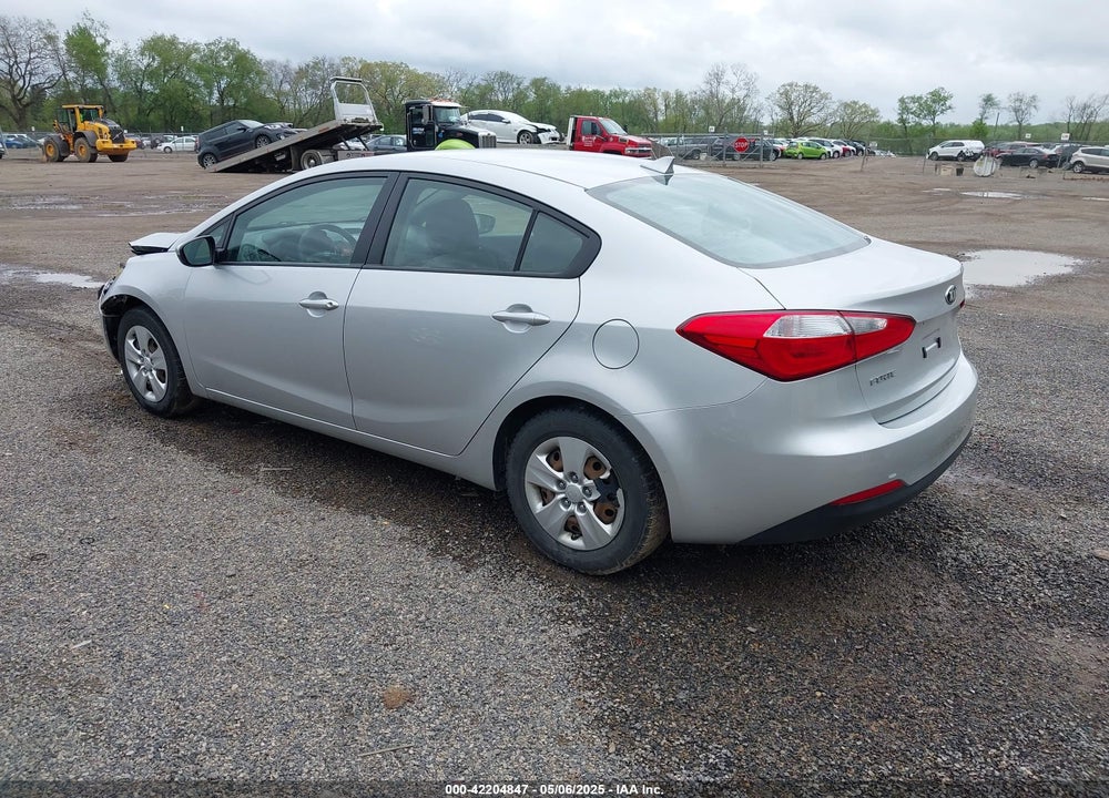 2016 KIA FORTE VIN: KNAFK4A69G5502921