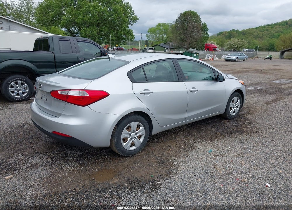 2016 KIA FORTE VIN: KNAFK4A69G5502921